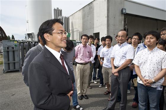 11 August 2008 Member Of The House Of Councillors M Naito The National Diet Of Japan The Democratic Party Of Japan Visiting The Atlas Experiment Control Room With Collaboration Spokesperson P